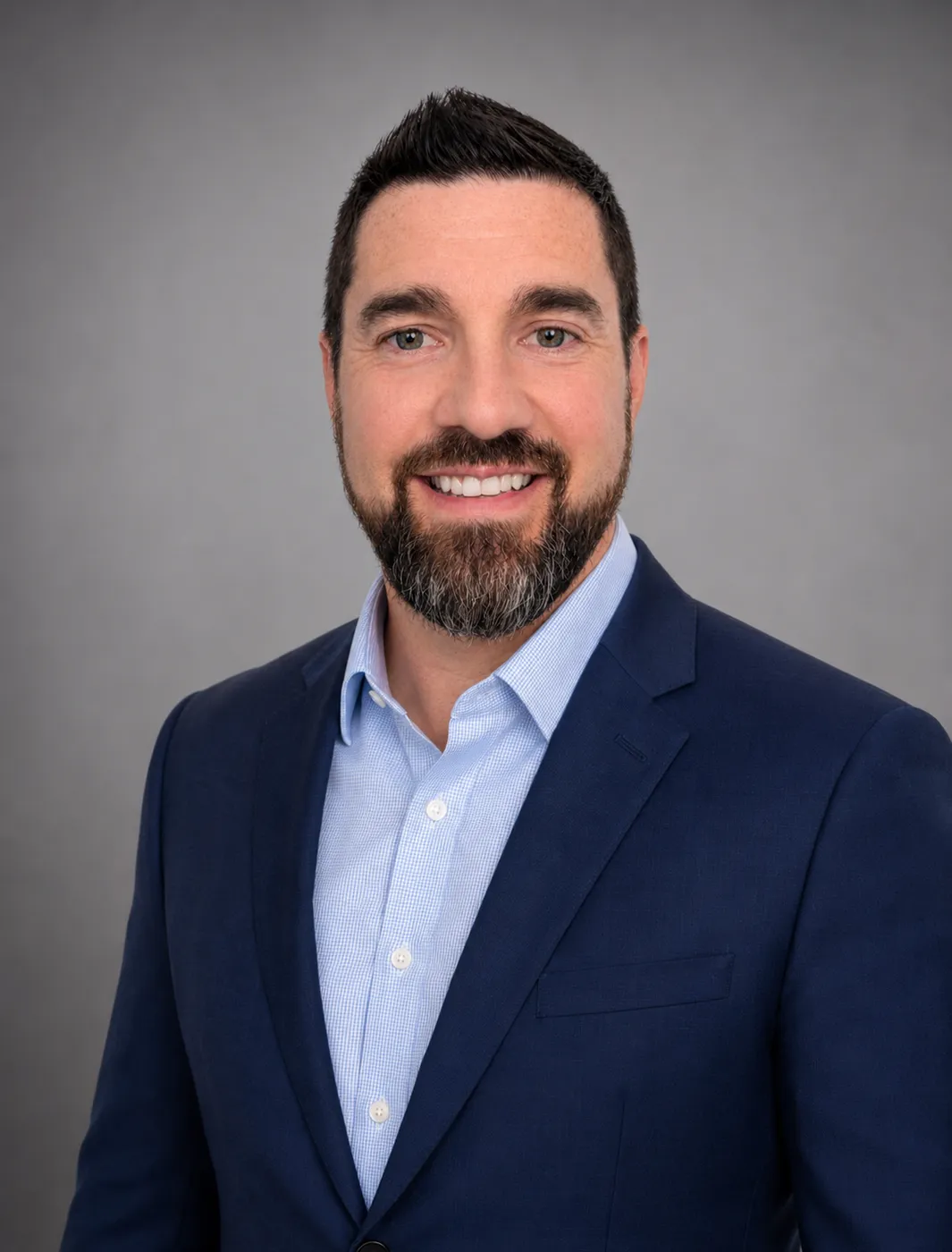 a professional photo of Chandler Smith II, a patient advocate and medical-legal researcher who writes for Hastings Law Firm.