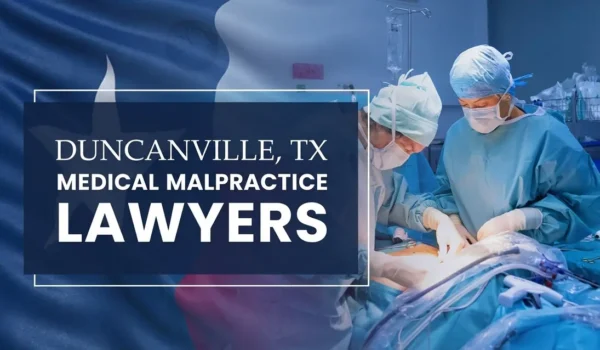 La bandera del Estado de Texas se mezcla con un entorno sanitario en Duncanville donde se ha producido una negligencia médica, lo que representa la necesidad de que los abogados especializados en negligencias médicas ayuden a los pacientes perjudicados por los profesionales médicos y los centros sanitarios.
