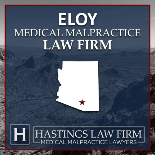 Los mejores abogados de negligencia médica en Eloy Arizona Paisaje de Eloy, Arizona. Una estrella roja señala el lugar donde los abogados locales de negligencia médica han ayudado a pacientes lesionados. Logo The Hastings Law Firm aparece en la parte inferior.