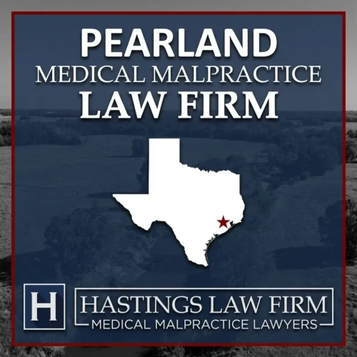 Los mejores abogados especializados en negligencia médica en Pearland Texas Una vista panorámica de Pearland Texas. Una estrella roja señala el lugar donde los abogados locales especializados en negligencia médica han ayudado a pacientes lesionados. El logotipo de Hastings Law Firm aparece en la parte inferior.