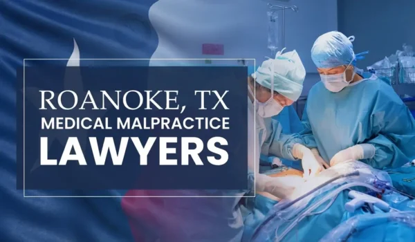La bandera del Estado de Texas se mezcla con un entorno sanitario de Roanoke en el que se ha producido una negligencia médica, lo que representa la necesidad de que los abogados especializados en negligencias médicas ayuden a los pacientes perjudicados por los profesionales médicos y los centros sanitarios.